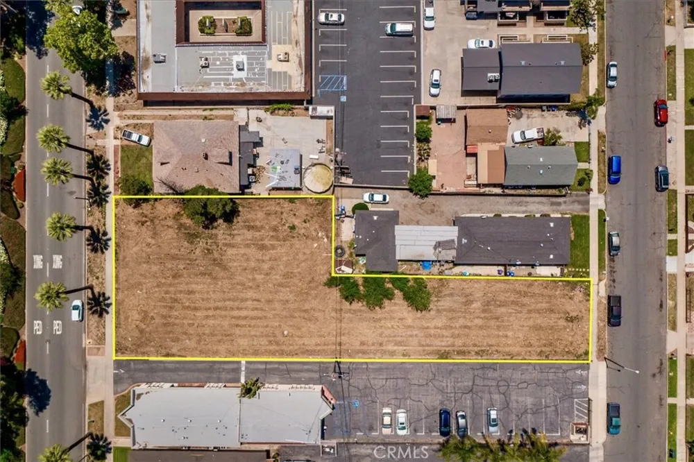 210 Riverside Rialto, CA 92376
