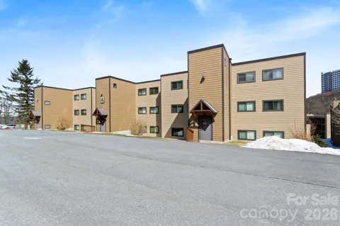 104 Sugar Ski Drive