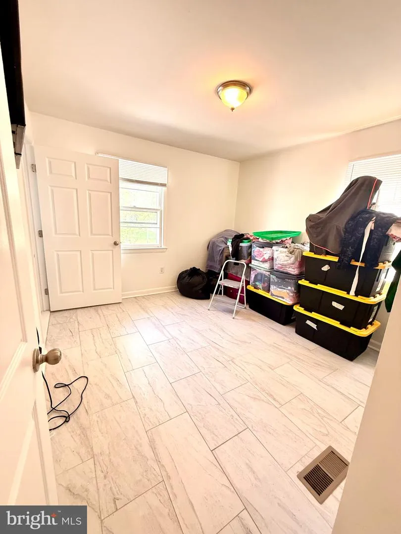 11713 BRADLEY FOREST ROAD Manassas, VA 20112