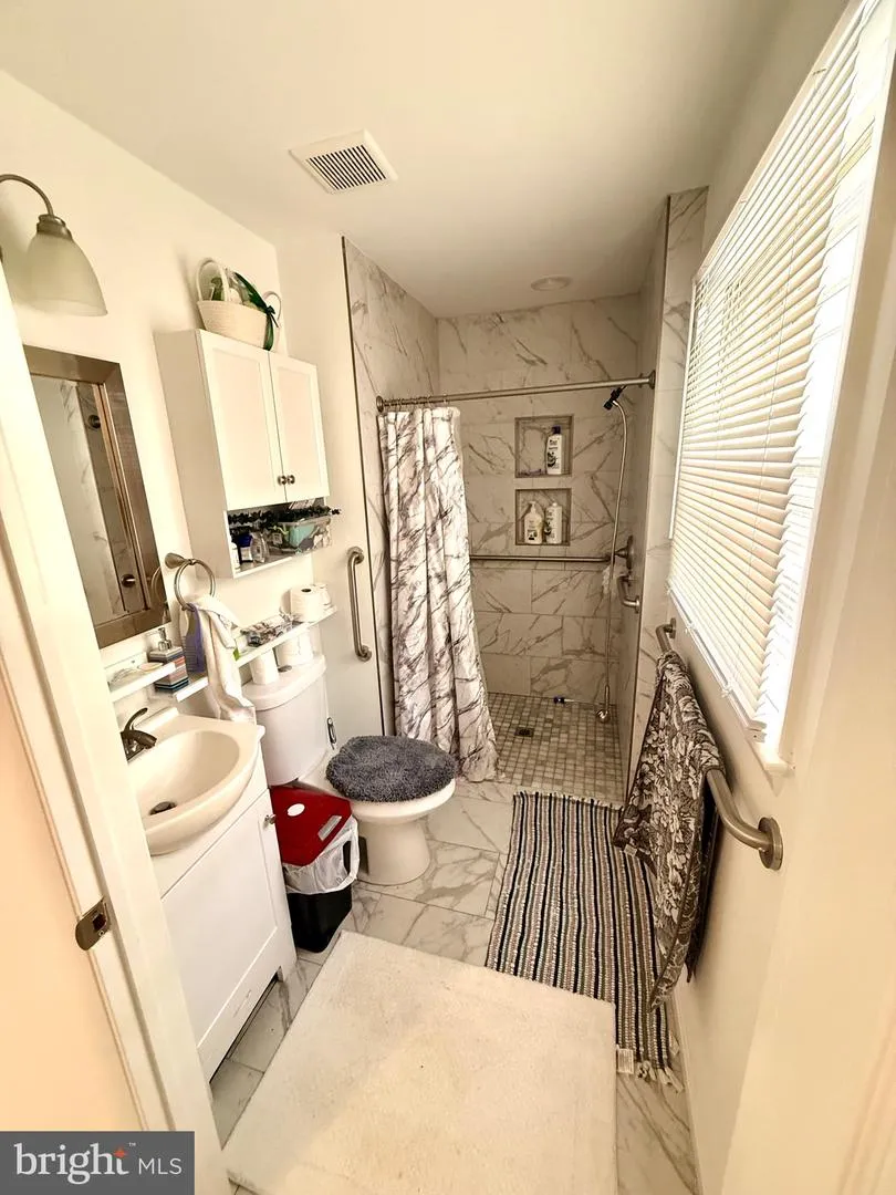 11713 BRADLEY FOREST ROAD Manassas, VA 20112