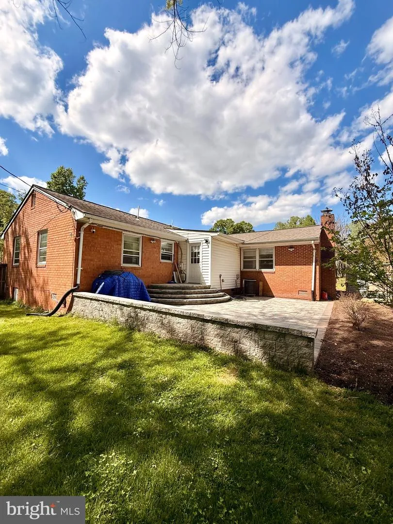 11713 BRADLEY FOREST ROAD Manassas, VA 20112