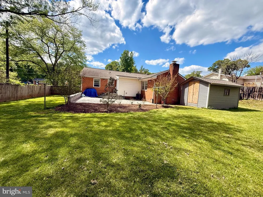 11713 BRADLEY FOREST ROAD Manassas, VA 20112