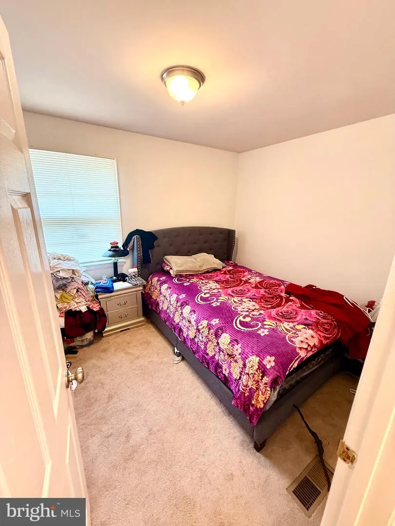 11713 BRADLEY FOREST ROAD Manassas, VA 20112