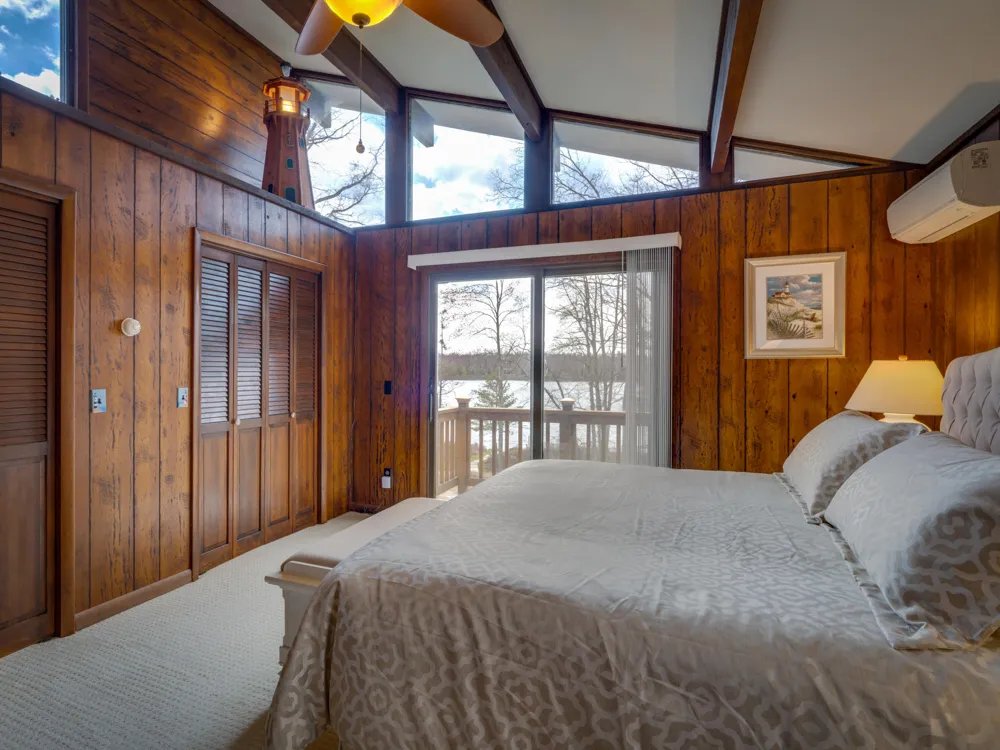 8838 Lakeshore Trail Atlanta, MI 49709