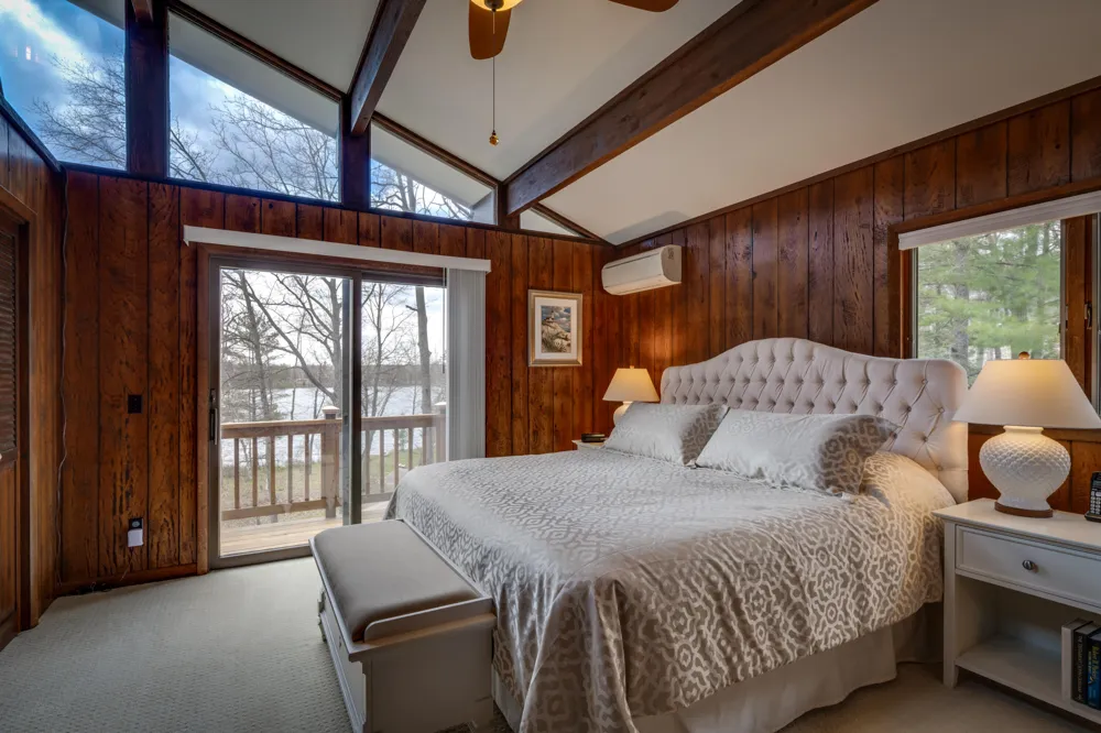 8838 Lakeshore Trail Atlanta, MI 49709