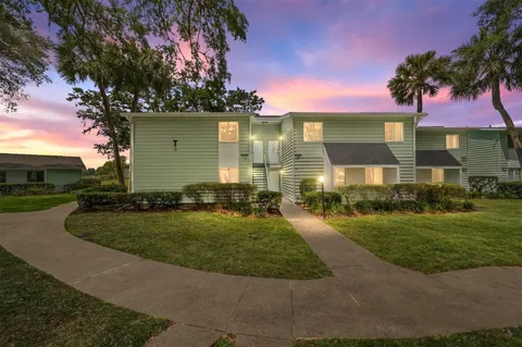 557 MIDWAY DRIVE #B