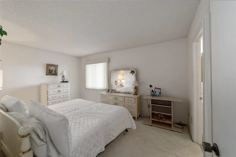 557 MIDWAY DRIVE #B ocala, FL 34472