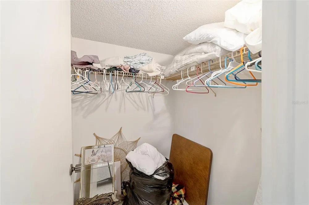 557 MIDWAY DRIVE #B ocala, FL 34472