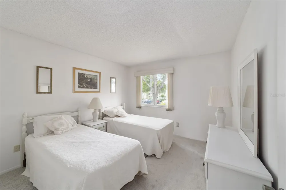 557 MIDWAY DRIVE #B ocala, FL 34472