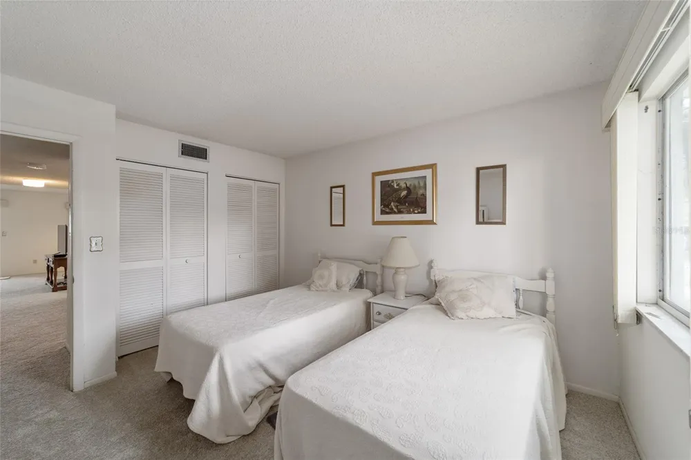 557 MIDWAY DRIVE #B ocala, FL 34472