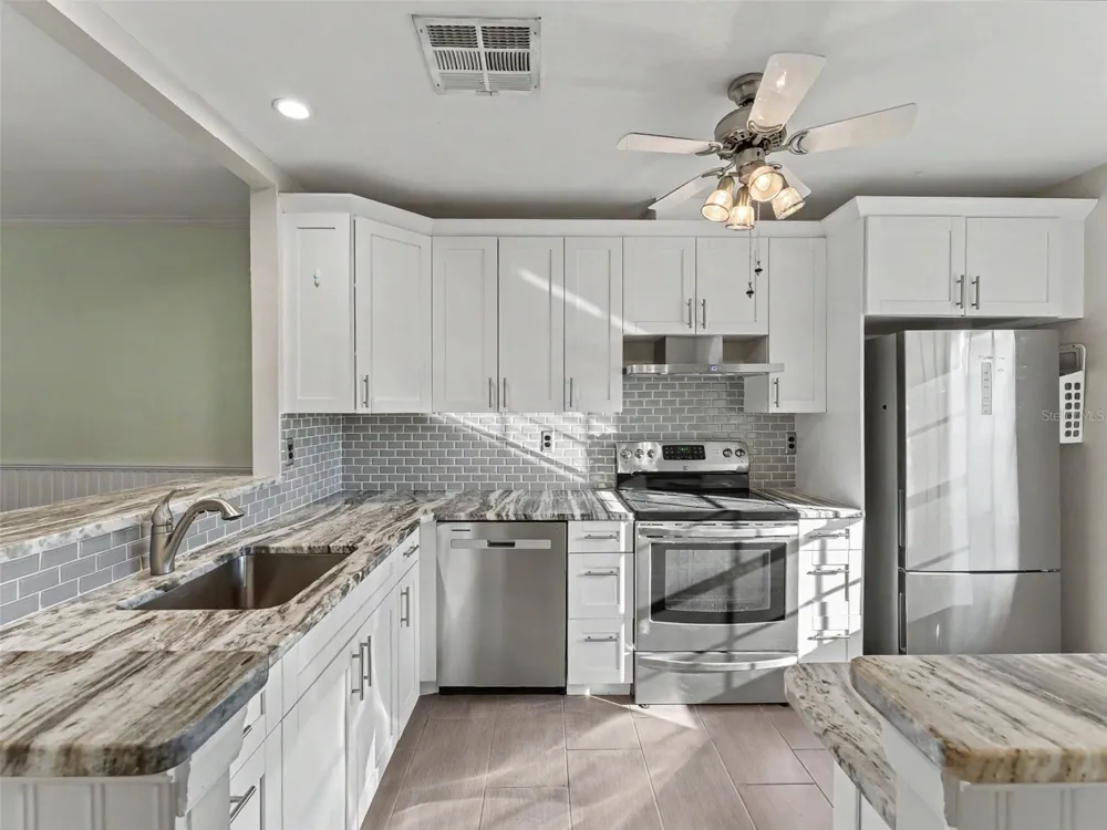 11430 CARRIAGE HILL DRIVE #4 Port Richey, FL 34668