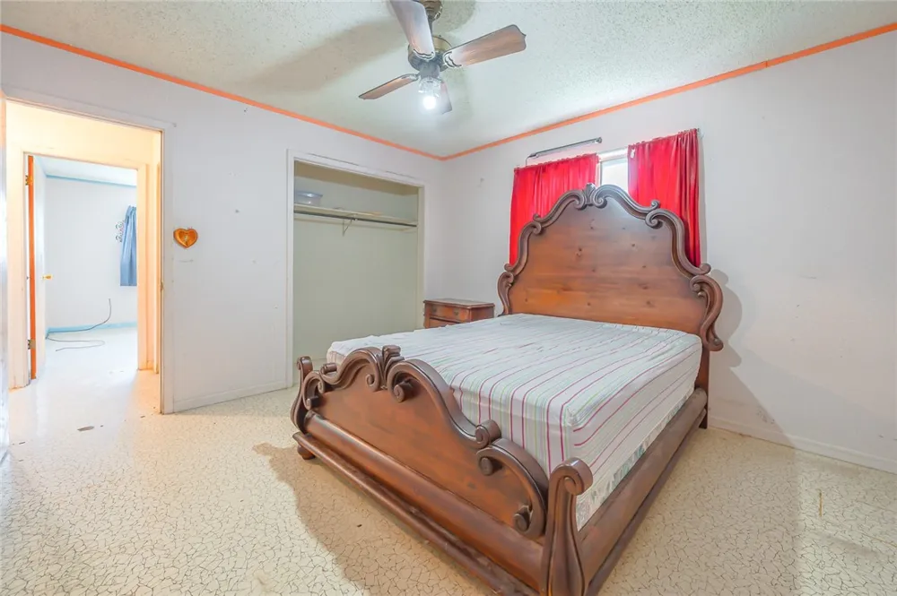 206 S Minneapolis Street Beeville, TX 78102