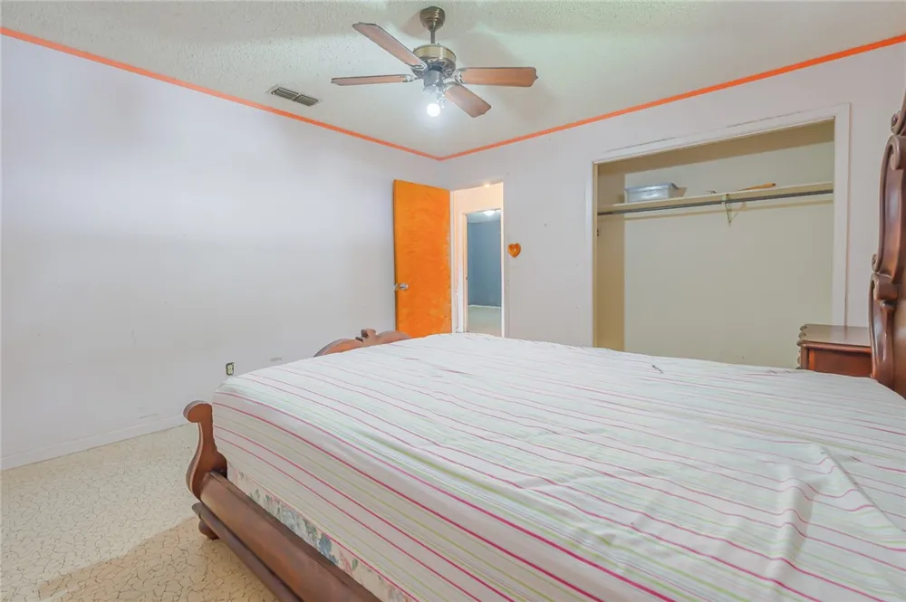 206 S Minneapolis Street Beeville, TX 78102