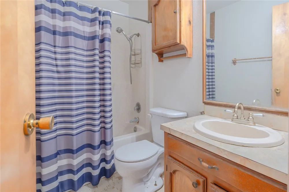 206 S Minneapolis Street Beeville, TX 78102