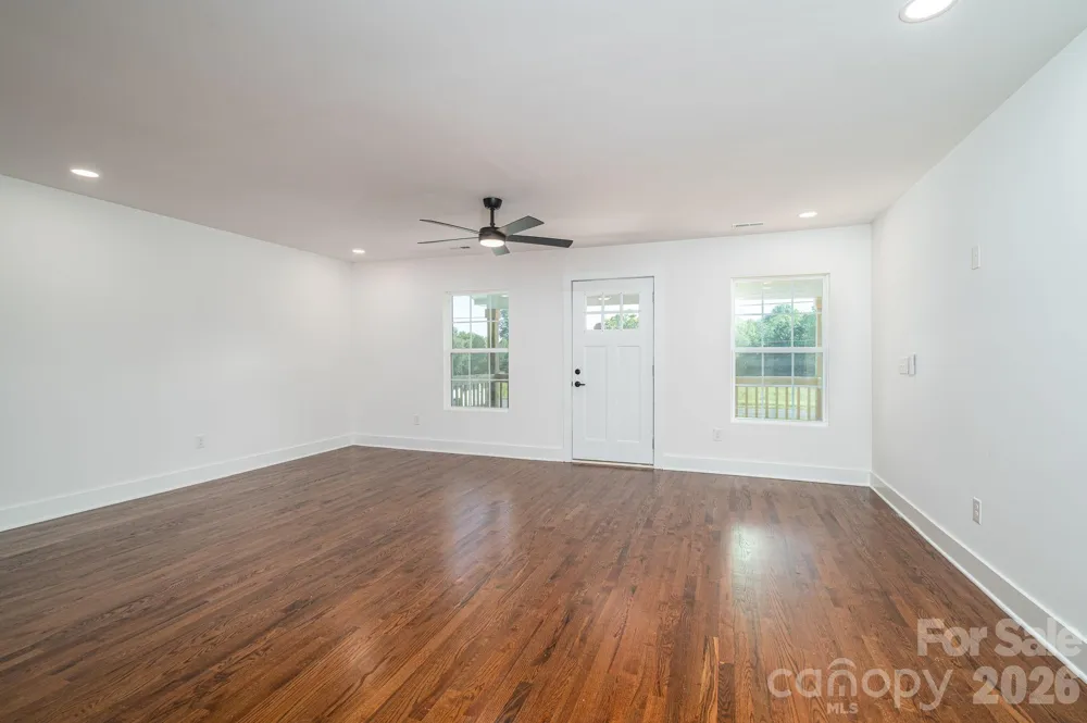 6123 Flay Road Cherryville, NC 28021