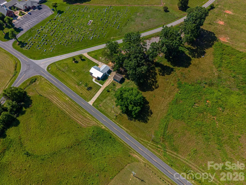 6123 Flay Road Cherryville, NC 28021