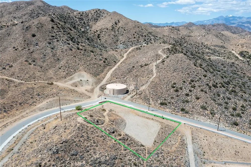 8811 Sage Yucca Valley, CA 92284