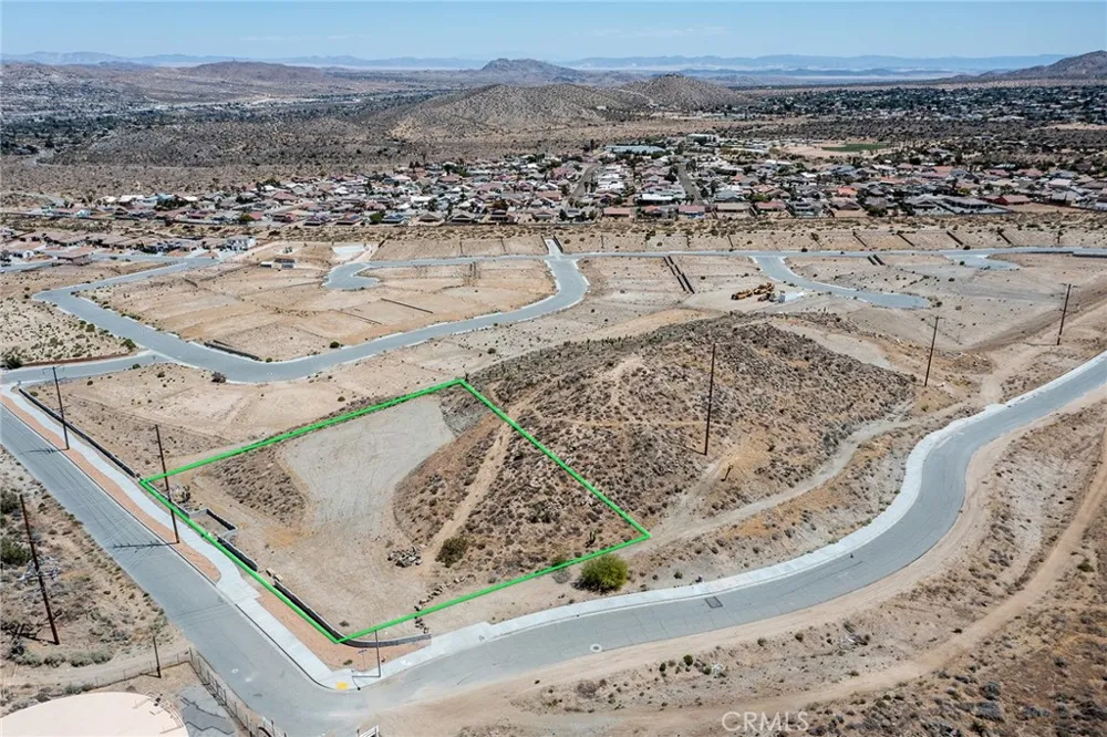 8811 Sage Yucca Valley, CA 92284