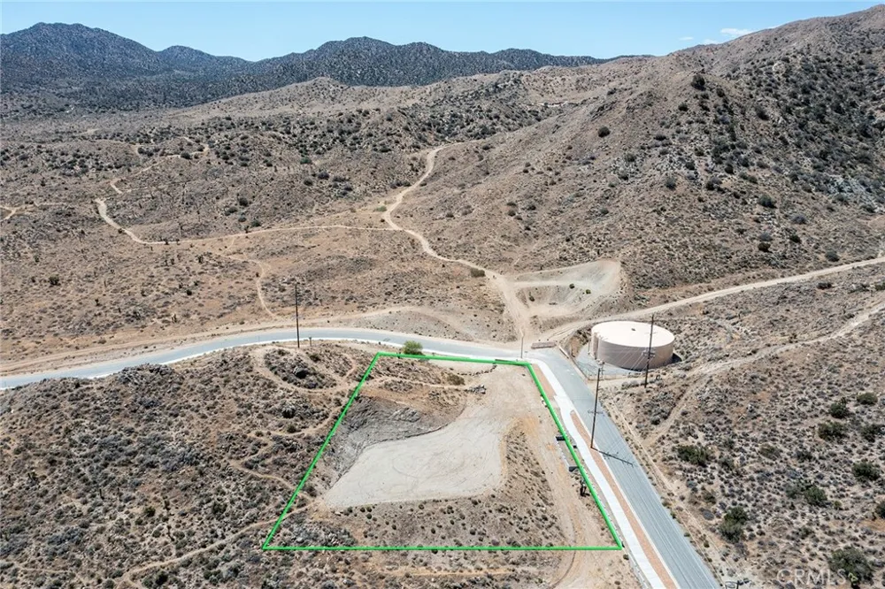 8811 Sage Yucca Valley, CA 92284