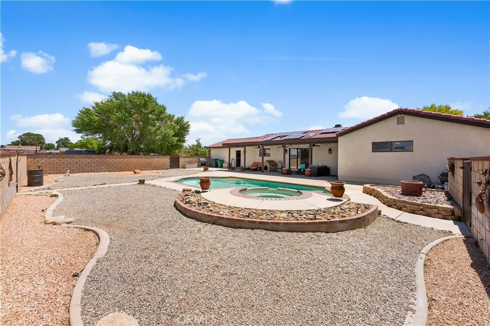 5055 W Avenue K12 Lancaster, CA 93536