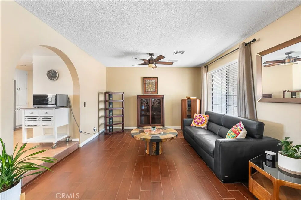 5055 W Avenue K12 Lancaster, CA 93536