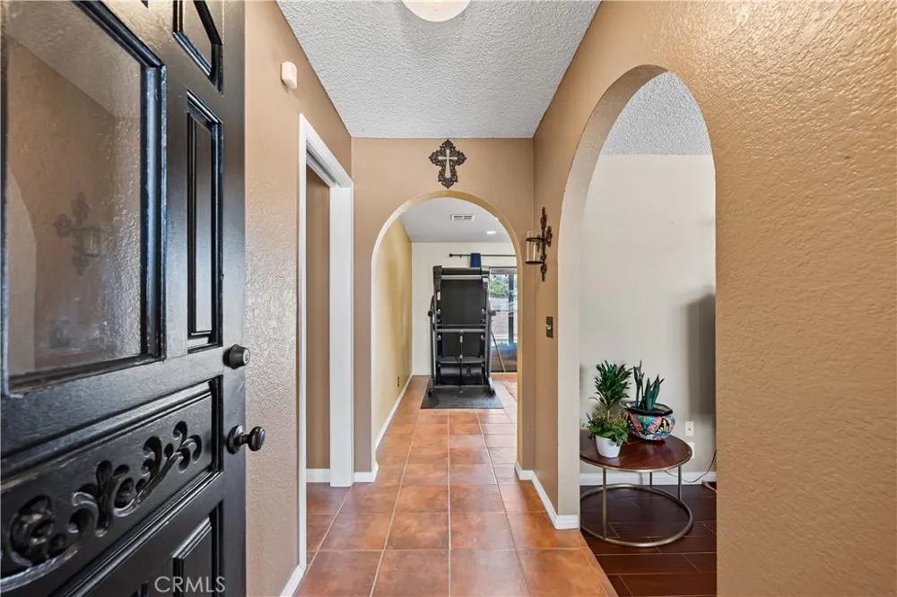 5055 W Avenue K12 Lancaster, CA 93536