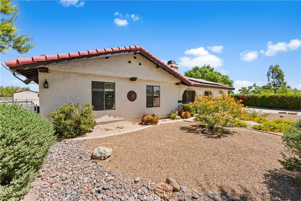 5055 W Avenue K12 Lancaster, CA 93536