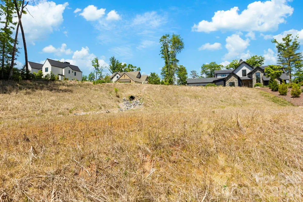 151 Riverbend Forest Drive Asheville, NC 28805