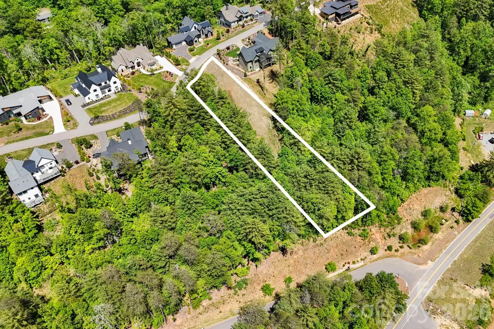 151 Riverbend Forest Drive Asheville, NC 28805