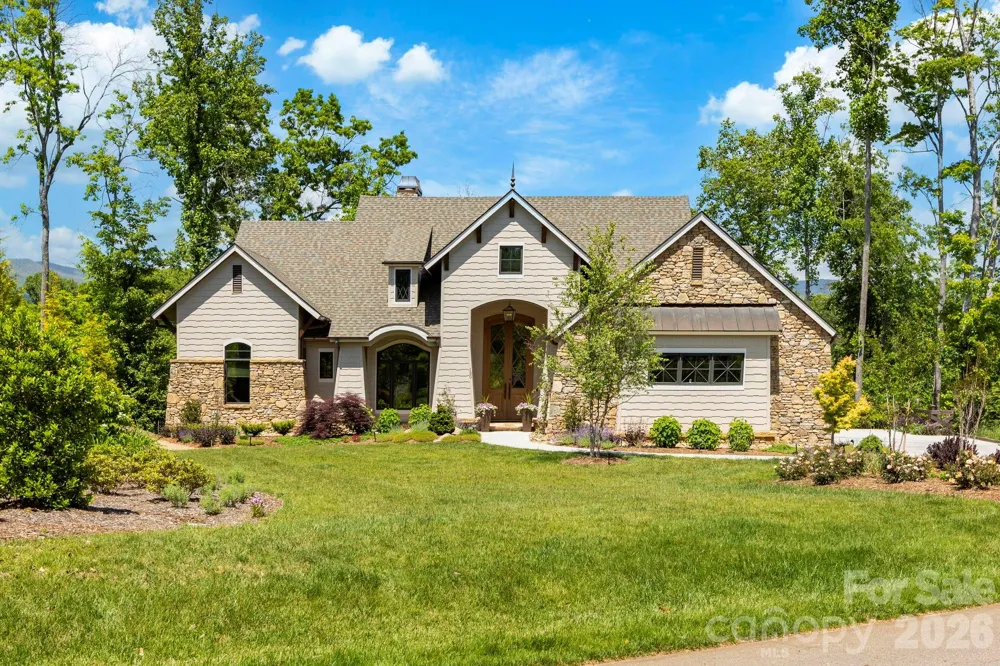151 Riverbend Forest Drive Asheville, NC 28805