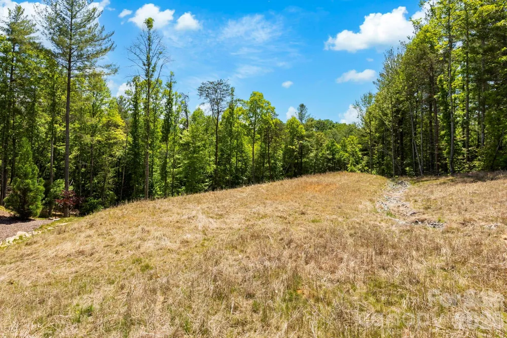 151 Riverbend Forest Drive Asheville, NC 28805