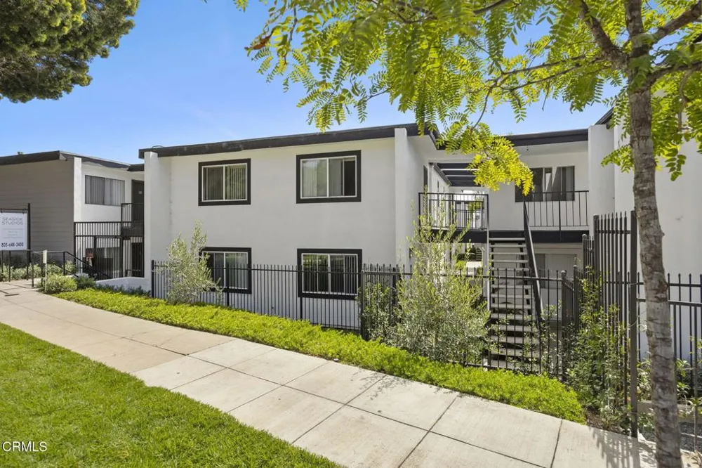 1381 E Santa Clara Street Ventura, CA 93001