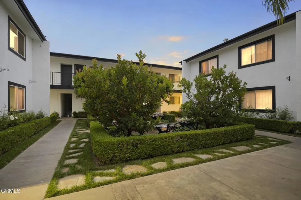1381 E Santa Clara Street Ventura, CA 93001