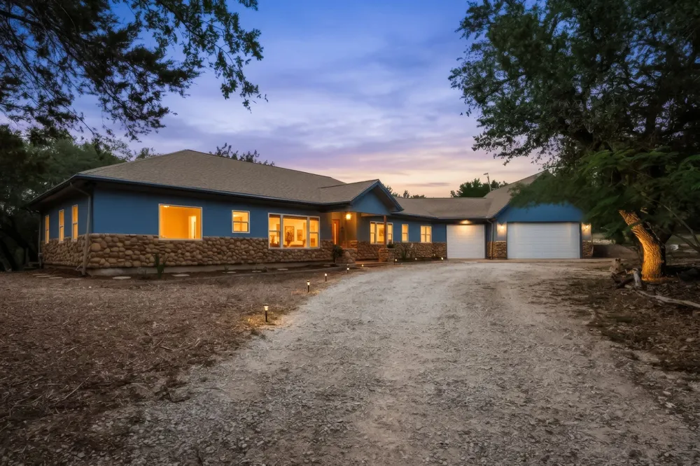 200 Vista West Ranch Road Dripping Springs, TX 78620