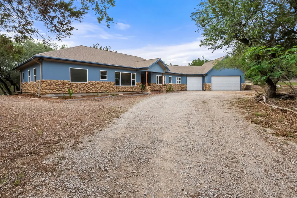 200 Vista West Ranch Road Dripping Springs, TX 78620