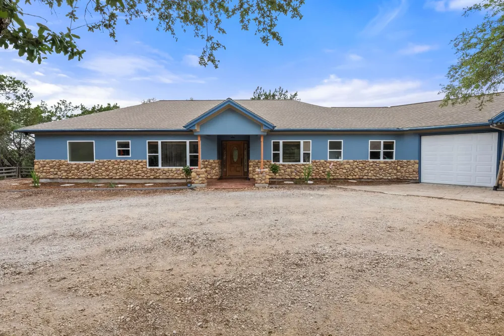 200 Vista West Ranch Road Dripping Springs, TX 78620