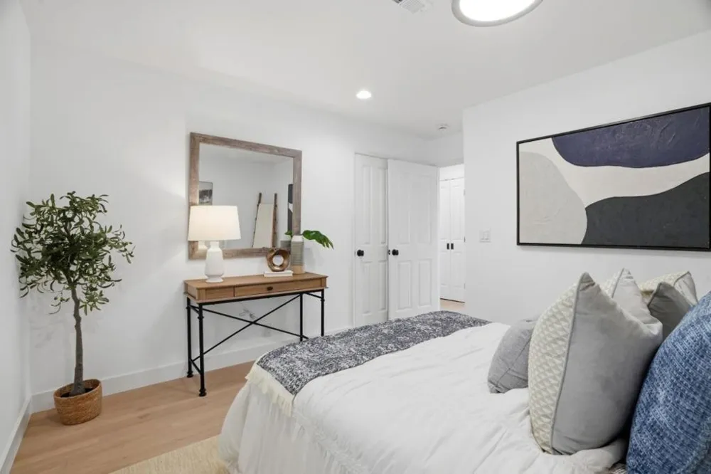 385 Carmelita Drive Mountain View, CA 94040
