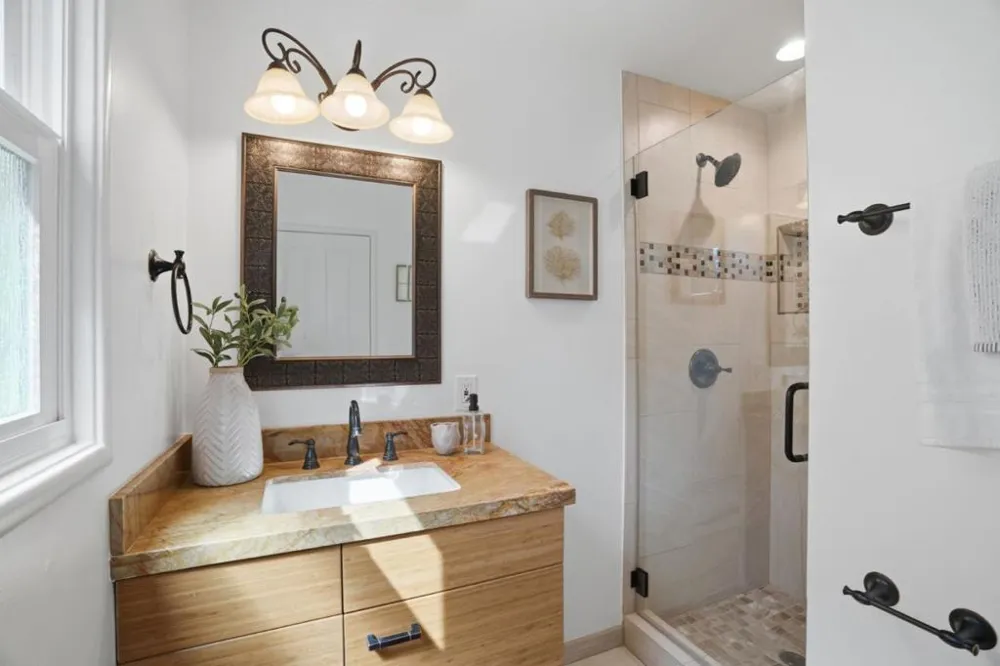385 Carmelita Drive Mountain View, CA 94040