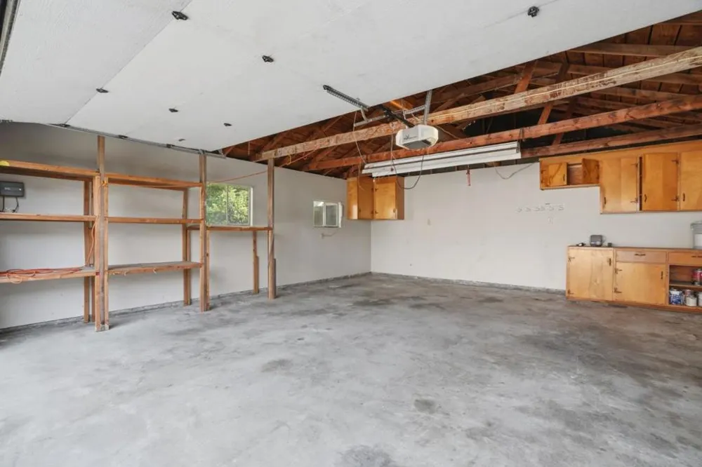 385 Carmelita Drive Mountain View, CA 94040
