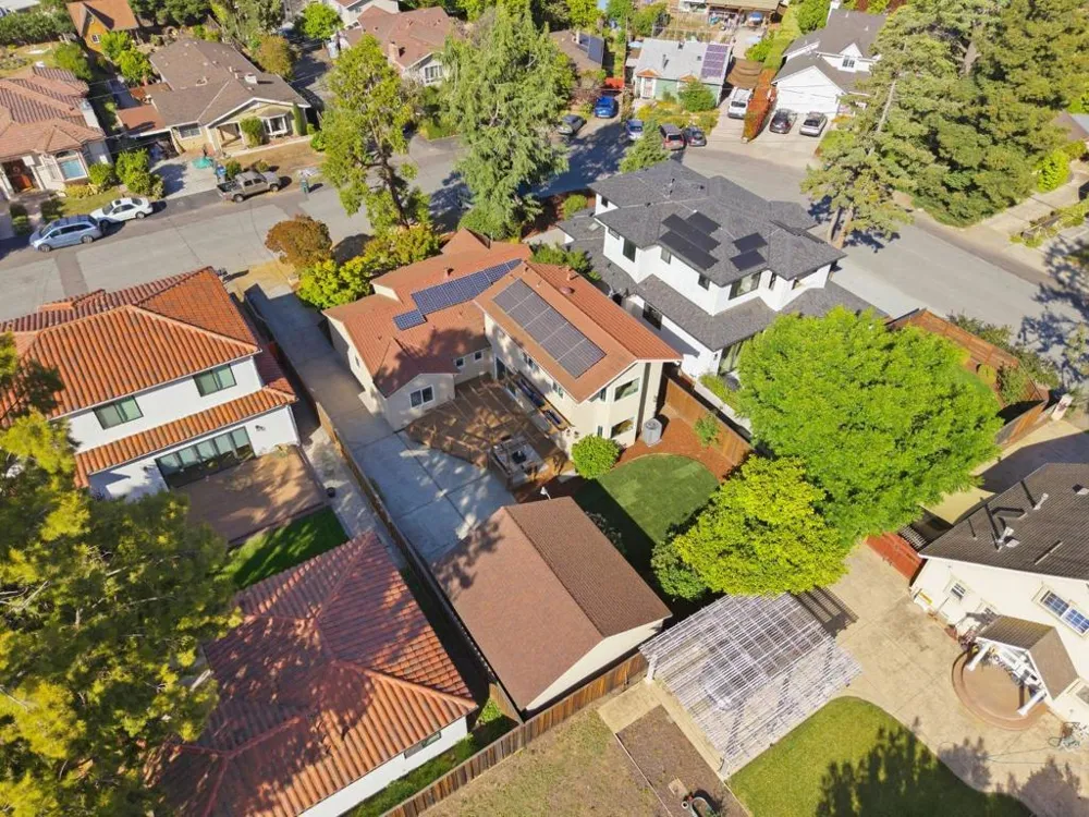 385 Carmelita Drive Mountain View, CA 94040