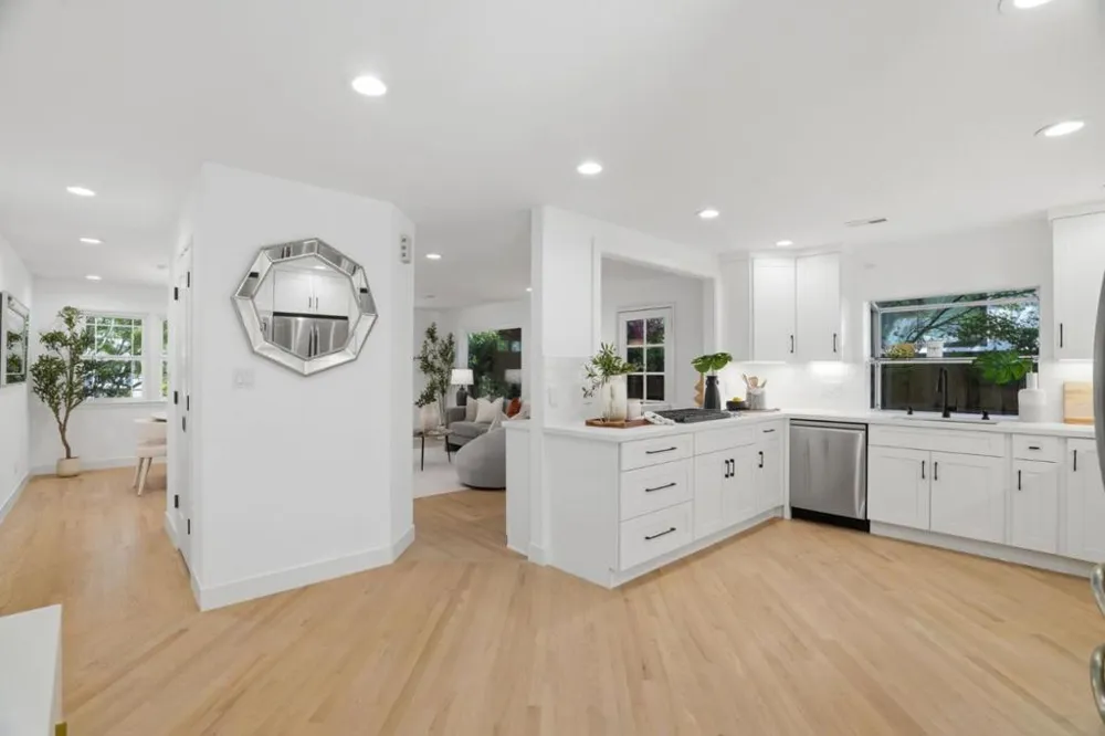 385 Carmelita Drive Mountain View, CA 94040