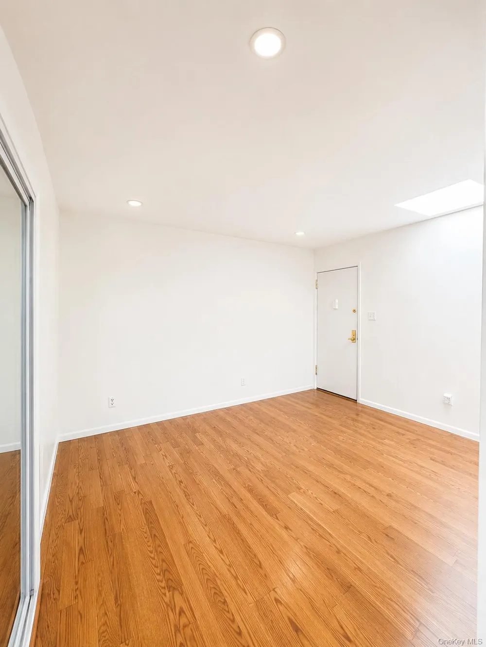 46-12 161st Street #3B Flushing, NY 11358
