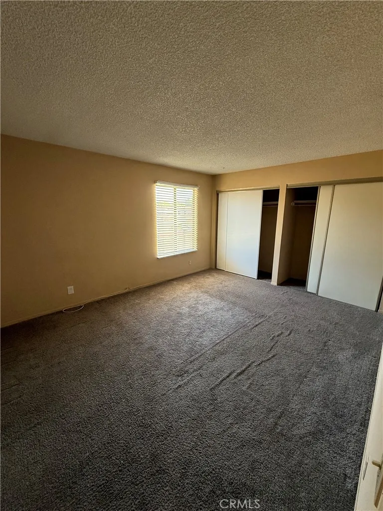 2260 E ave Q4 Palmdale, CA 93550