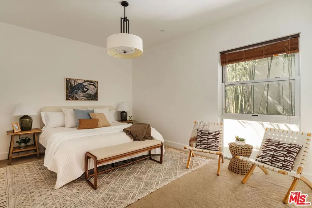 6735 Yucca Street #101 Los Angeles, CA 90028