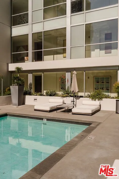 6735 Yucca Street #101 Los Angeles, CA 90028