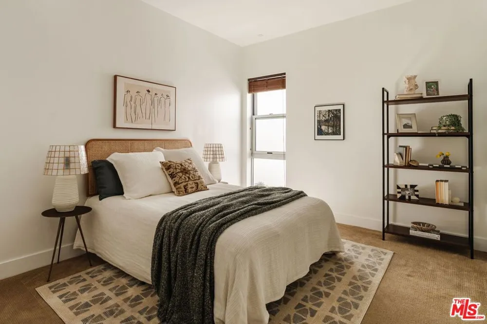 6735 Yucca Street #101 Los Angeles, CA 90028