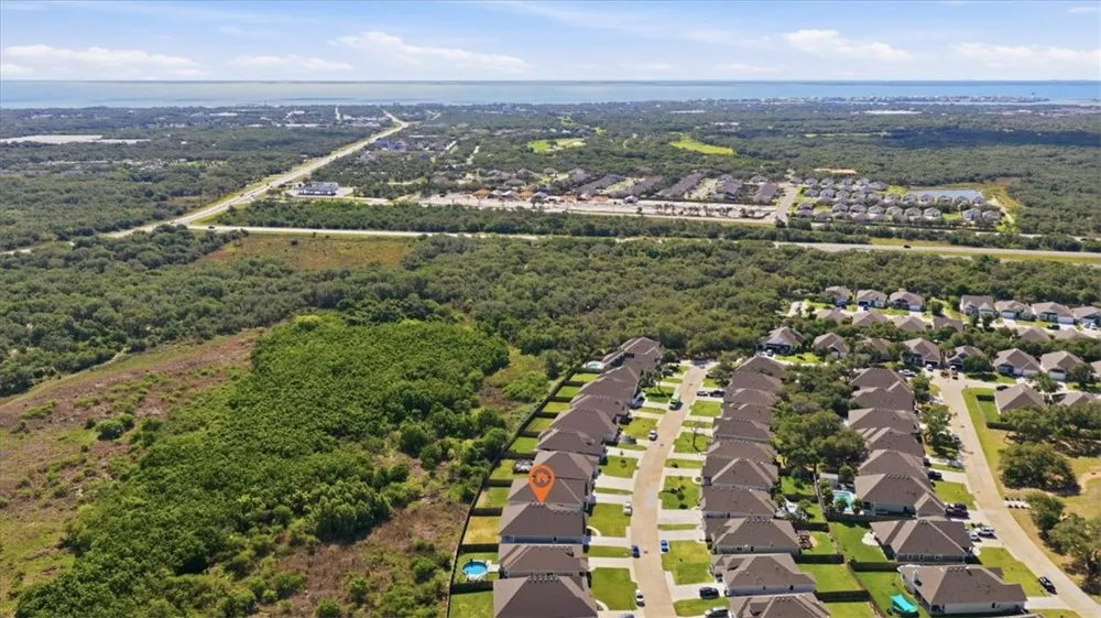 157 Shady Terrace Rockport, TX 78382