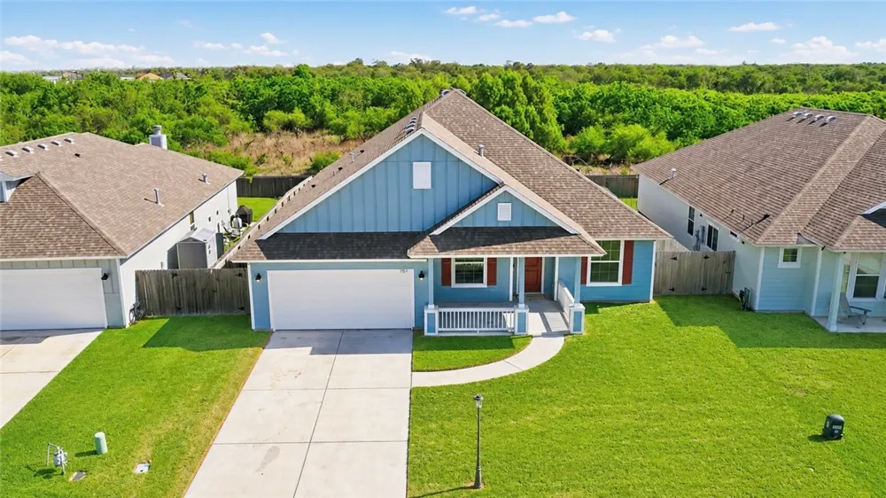 157 Shady Terrace Rockport, TX 78382