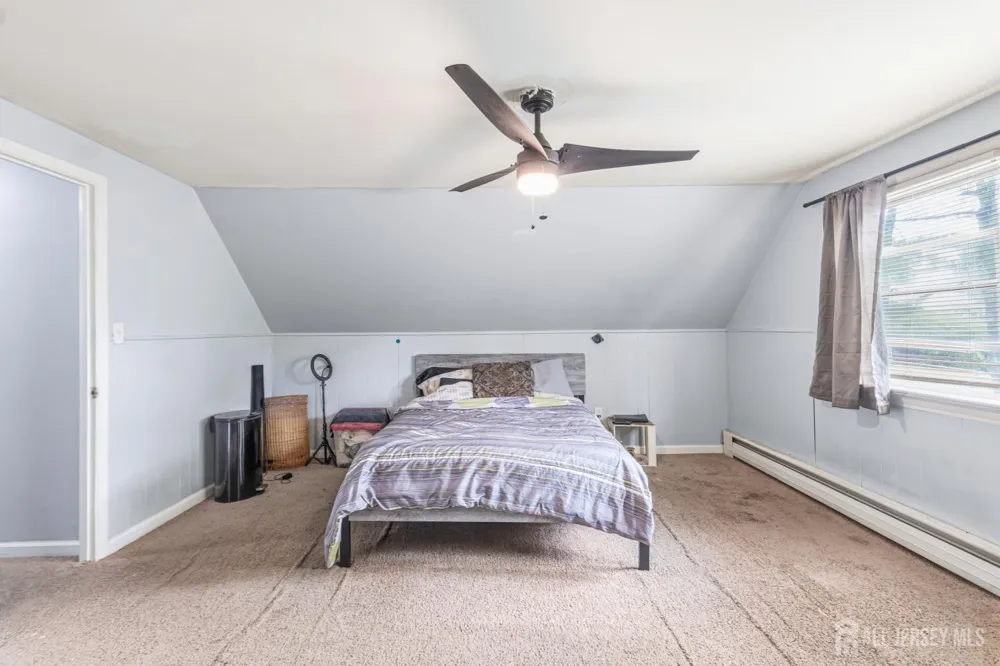 2 Budhollow Lane Willingboro, NJ 08046
