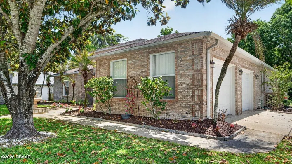 941 George Hecker Drive South Daytona, FL 32119